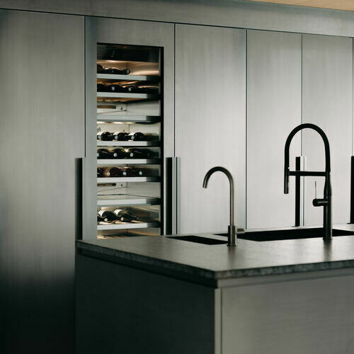 Unsere professionellen Kche aus Rohstahl mit hochwertigen GAGGENAU-Gerten.