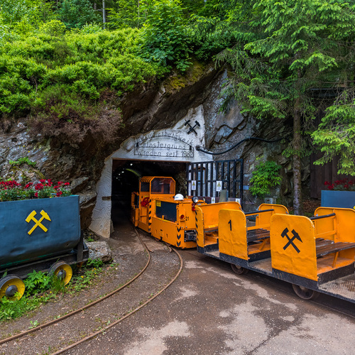 Bessucherbergwerk Finstergrund - Bessucherbergwerk Finstergrund -