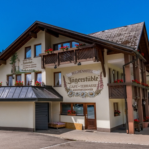 Außenansicht des Belchenhotel Jägerstüble - Außenansicht des Belchenhotel Jägerstüble -