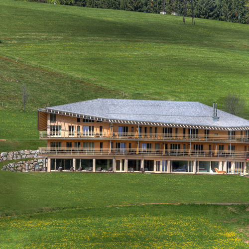 Außenansicht derWaldfrieden naturparkhotel - Außenansicht derWaldfrieden naturparkhotel -