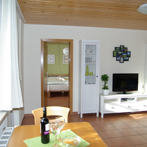 Wohnzimmer - Eßplatz Wohnzimmer - Eßplatz