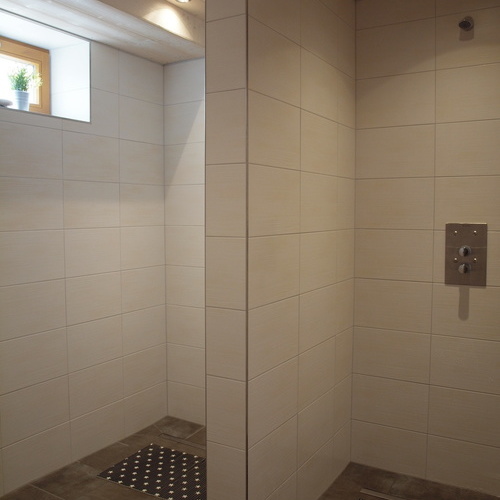 Dusche im Erdgeschoss - Dusche im Erdgeschoss -
