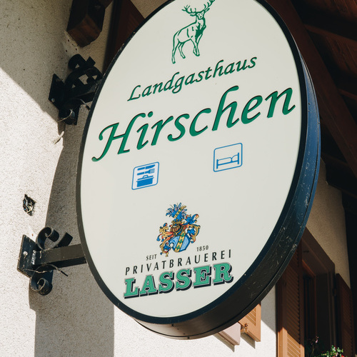 Gasthausschild des Landgasthaus Hirschen - © Schwarzwald Tourismus/Fröhnd