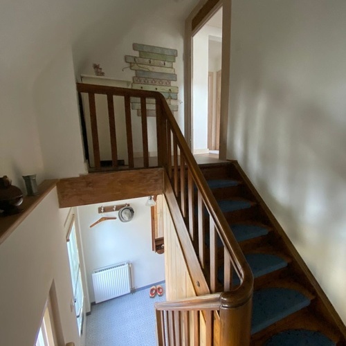 Treppe zum zweiten Stock - Treppe zum zweiten Stock -