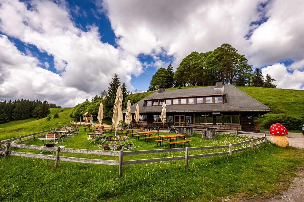 Almgasthaus Knöpflesbrunnen Almgasthaus Knöpflesbrunnen